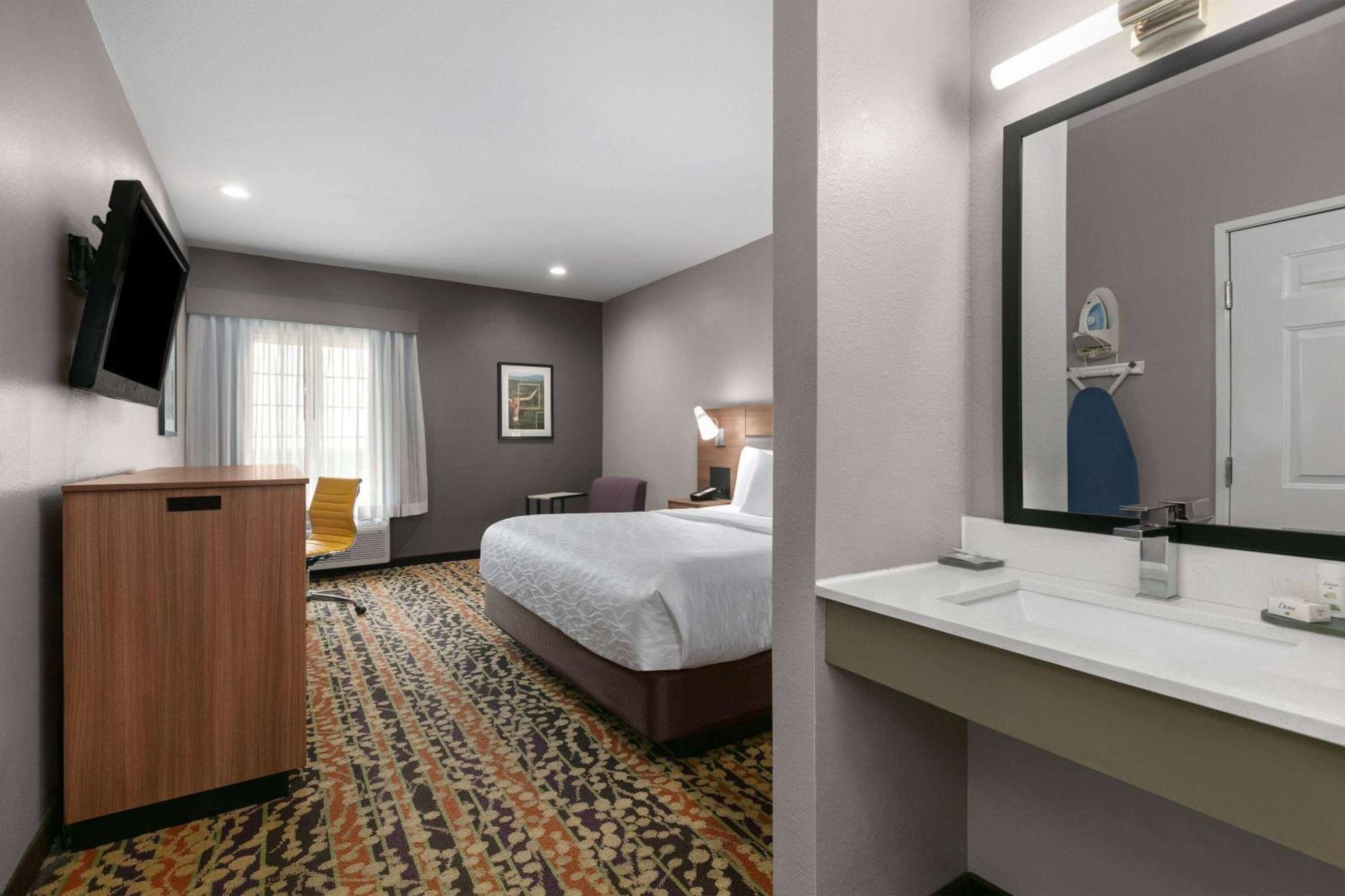 Hotel La Quinta By Wyndham - Temple South